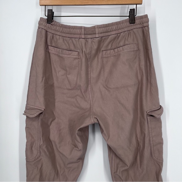 SOLD Athleta Silt Taupe Tan Farallon Cargo Crop Casual Sweatpants - Picture 6 of 8